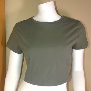 ʕ·ᴥ·ʔWild Fable Green Fitted Crop T-Shirt Short Sleeve